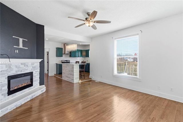 1006 Grandview Boulevard, Kansas City, KS 66102