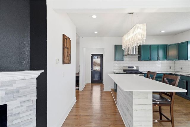 1006 Grandview Boulevard, Kansas City, KS 66102