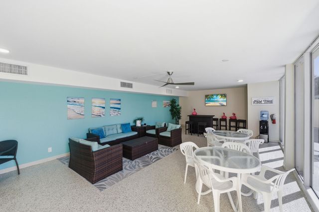 1200 Hibiscus Avenue 1101, Pompano Beach, FL 33062