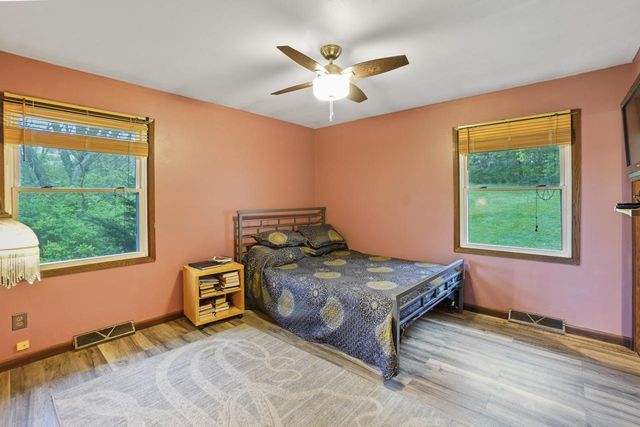 W293S3017 Ancestral DRIVE, Waukesha, WI 53188