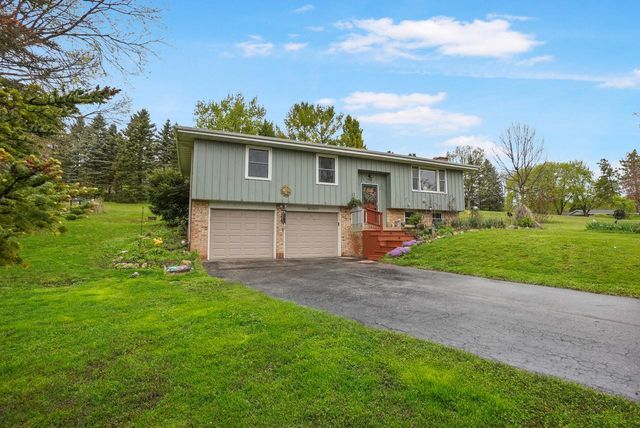 W293S3017 Ancestral DRIVE, Waukesha, WI 53188