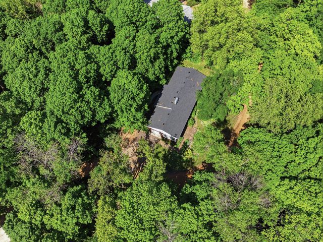 6930 Foxglove Circle, Excelsior, MN 55331