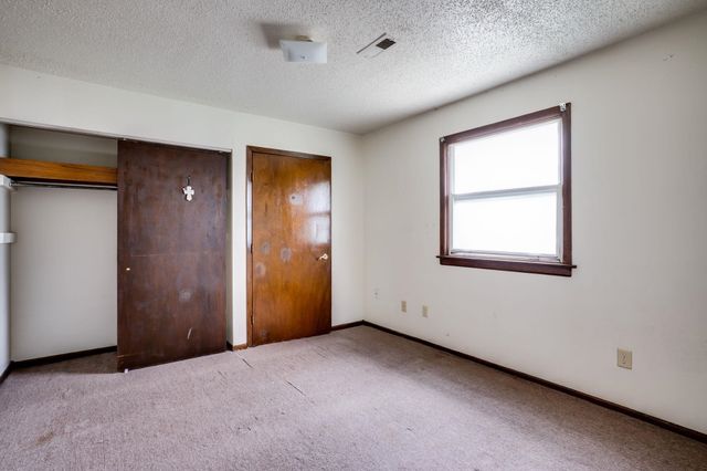 3017 E Shadybrook, Wichita, KS 67214