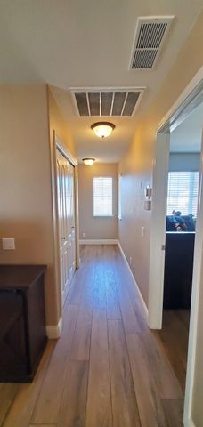 2602 Country Manor Dr, Riverbank, CA 95367