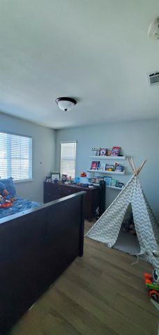 2602 Country Manor Dr, Riverbank, CA 95367