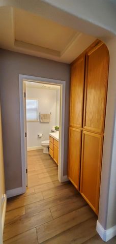 2602 Country Manor Dr, Riverbank, CA 95367