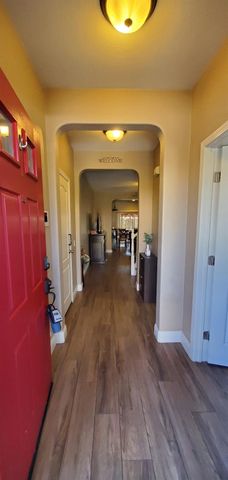 2602 Country Manor Dr, Riverbank, CA 95367