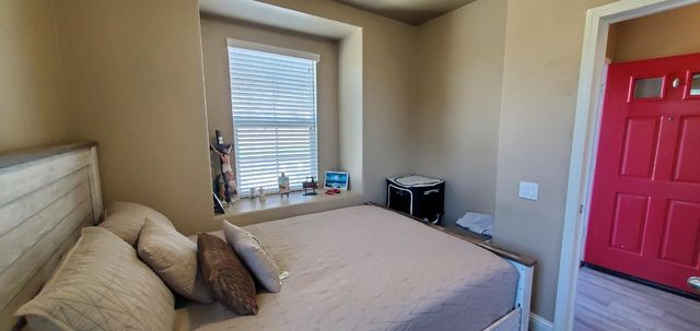 2602 Country Manor Dr, Riverbank, CA 95367