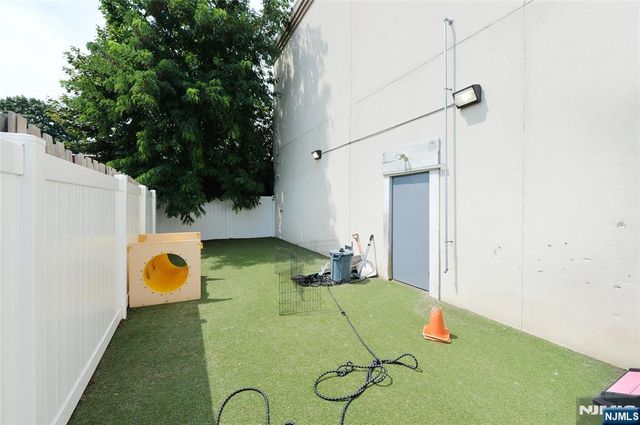 85A Walnut Street, Montclair, NJ 07042