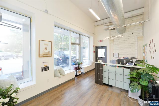 85A Walnut Street, Montclair, NJ 07042