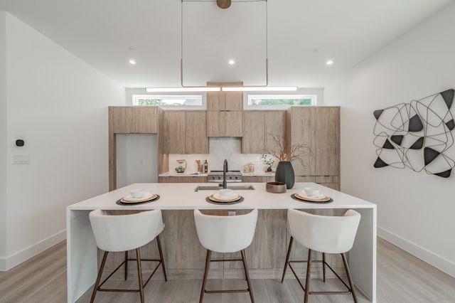 5320 Reiger Avenue 102, Dallas, TX 75214