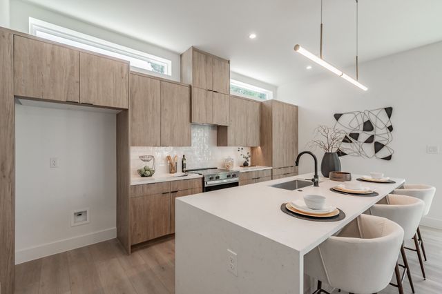 5320 Reiger Avenue 102, Dallas, TX 75214