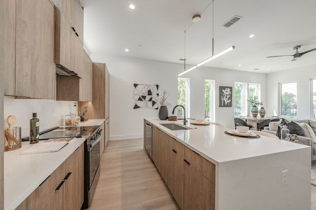 5320 Reiger Avenue 102, Dallas, TX 75214