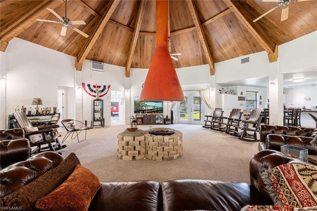 2348 Nine Mile RD, Labelle, FL 33935