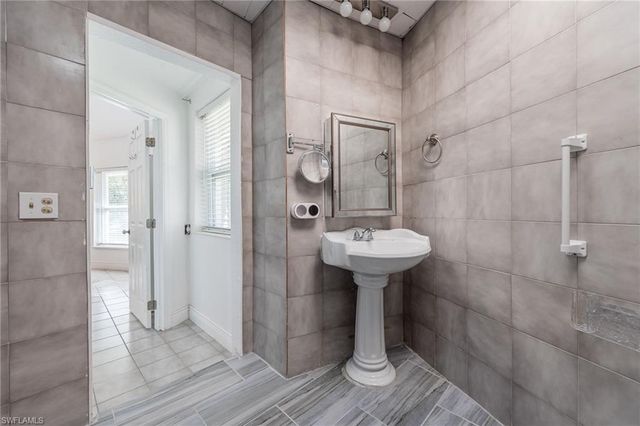 2348 Nine Mile RD, Labelle, FL 33935