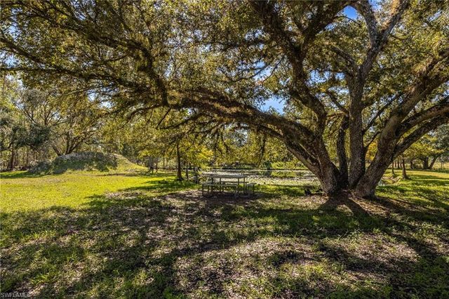 2348 Nine Mile RD, Labelle, FL 33935