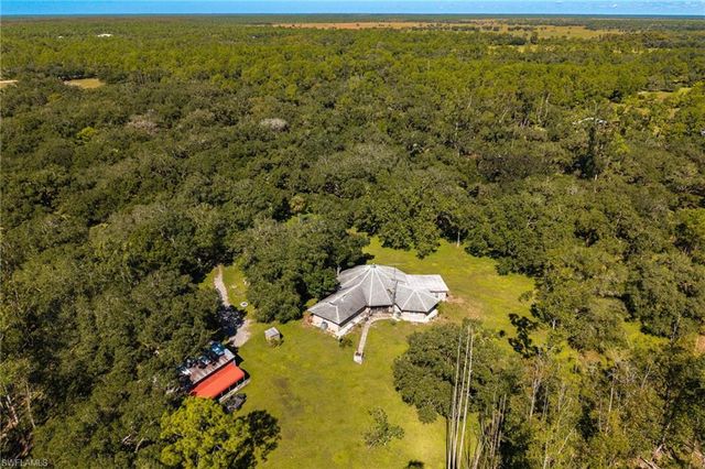 2348 Nine Mile RD, Labelle, FL 33935