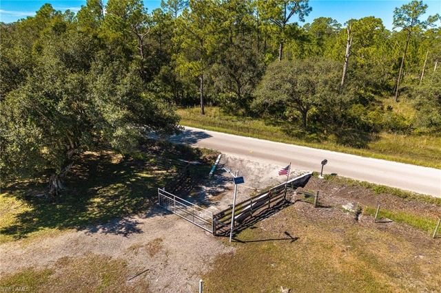 2348 Nine Mile RD, Labelle, FL 33935