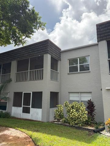 3147 29TH AVENUE N 203, St Petersburg, FL 33713