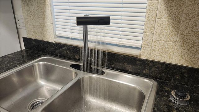 3147 29TH AVENUE N 203, St Petersburg, FL 33713