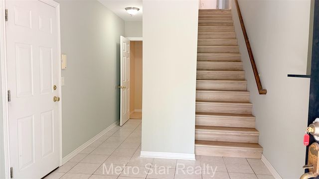 120 N Village Way Way, Canton, MI 48188