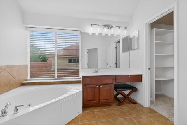 8617 Cobblestone, Austin, TX 78735