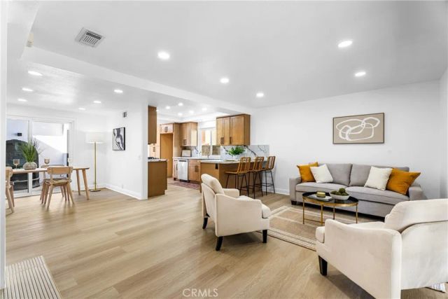 25532 Rhoda Drive, Mission Viejo, CA 92691
