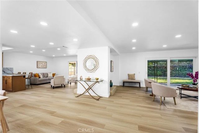 25532 Rhoda Drive, Mission Viejo, CA 92691