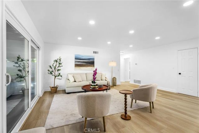 25532 Rhoda Drive, Mission Viejo, CA 92691
