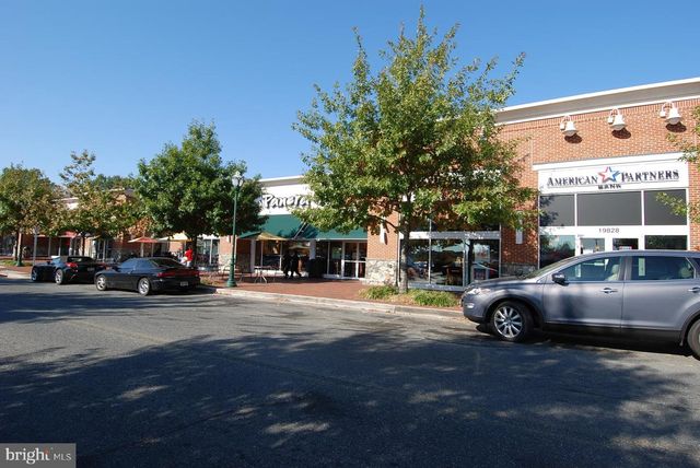 18808 SPARKLING WATER DR #16-202, Germantown, MD 20874
