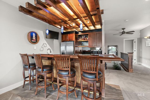 2156 E Hyper Dr, Meridian, ID 83642