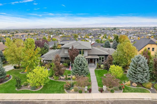 2156 E Hyper Dr, Meridian, ID 83642