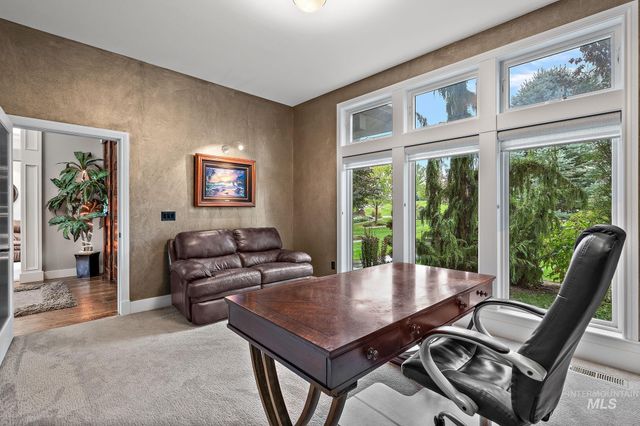 2156 E Hyper Dr, Meridian, ID 83642