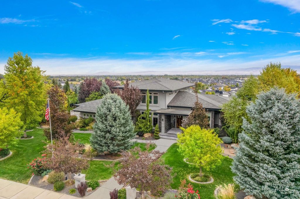 2156 E Hyper Dr, Meridian, ID 83642