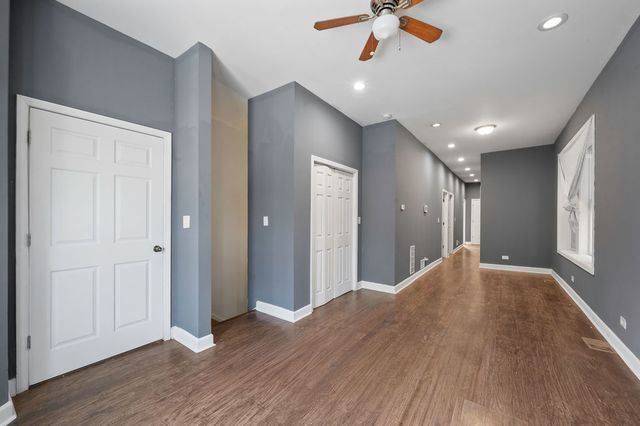 7214 S Saint Lawrence Avenue, Chicago, IL 60619