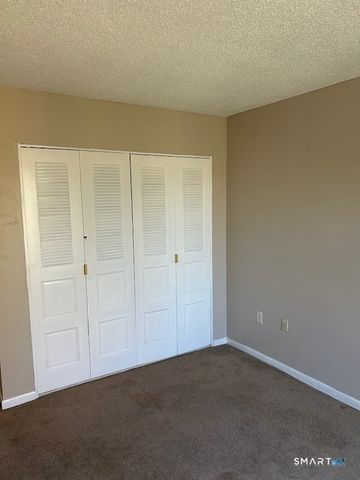 175 Mill Pond Road 214, Hamden, CT 06514