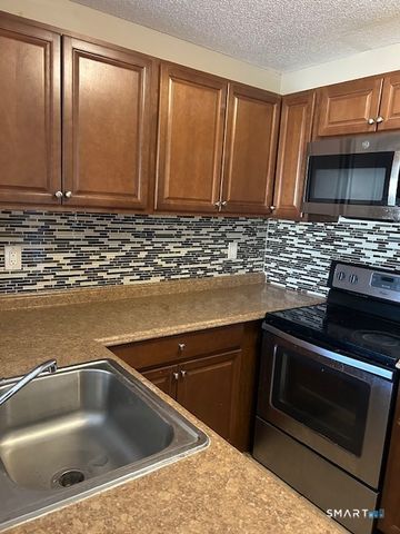 175 Mill Pond Road 214, Hamden, CT 06514