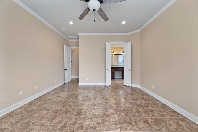 1806 Park Highland Way, Arlington, TX 76012