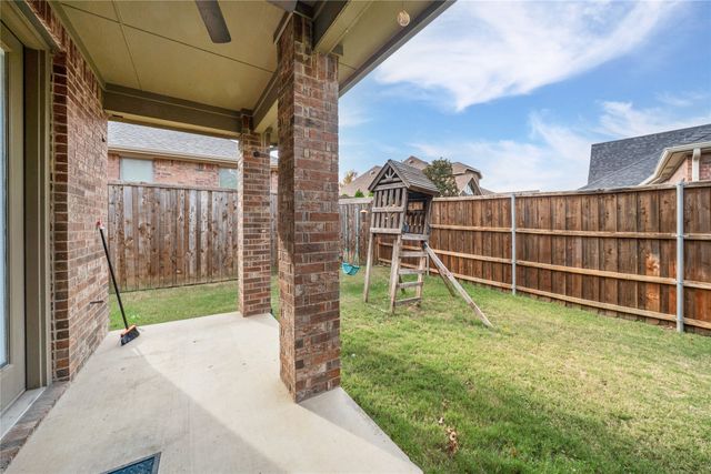 1806 Park Highland Way, Arlington, TX 76012