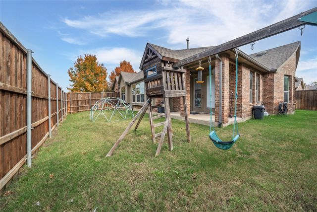 1806 Park Highland Way, Arlington, TX 76012