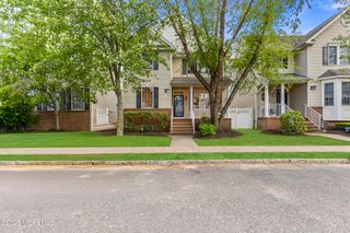 13 Sequoia Drive, Lakewood, NJ 08701