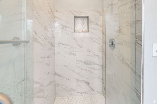 11007 S BIRCH CREEK RD, South Jordan, UT 84095