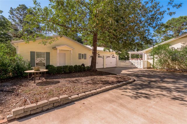 3860 Colita Loop, Livingston, TX 77351