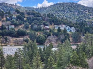 287 E Zermatt, Crestline, CA 92325