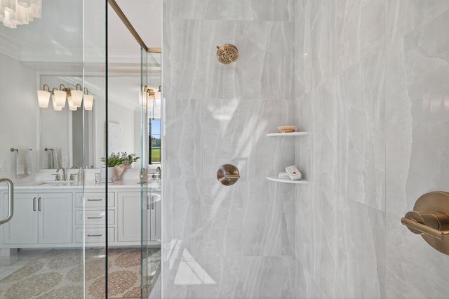 3921 White Oak Lane, Chanhassen, MN 55331