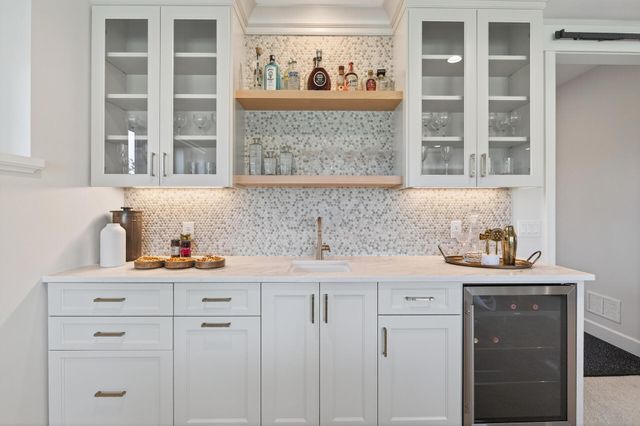 3921 White Oak Lane, Chanhassen, MN 55331