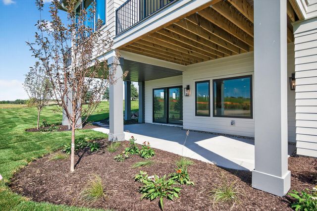 3921 White Oak Lane, Chanhassen, MN 55331