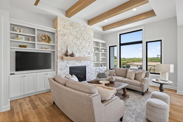 3921 White Oak Lane, Chanhassen, MN 55331