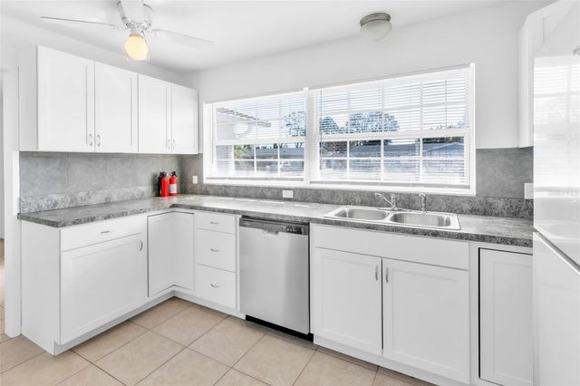 13963 TRINIDAD DRIVE, Seminole, FL 33776