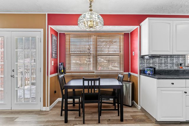 3637 S Fort Avenue, Springfield, MO 65807